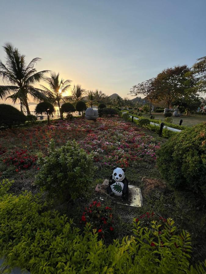 Huong Cang Sea View Hotel Dong Khe Sau Exterior foto